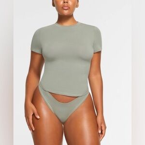 SKIMS Cotton Jersey T-Shirt S